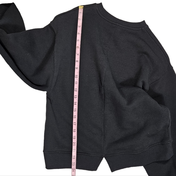 Zara Teen Black Velvet Heart Sweatshirt Size 13-14 Fleece Crewneck Sweater - Picture 10 of 11